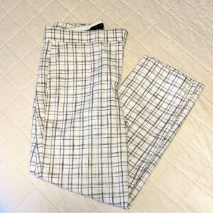 Ann Taylor Curvy Fit Cotton Blend Cropped Pant Size 4